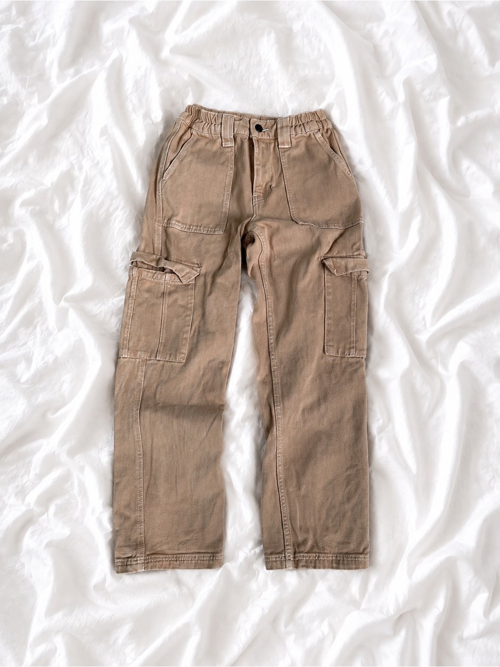 PacSun Women's Boyfriend Cargo Jeans in Light Brown